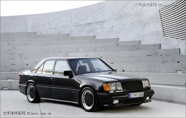 Mercedes-Benz_300_E_6.0_A