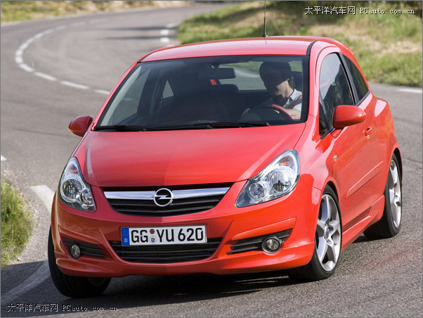 Opel-Corsa_GSi