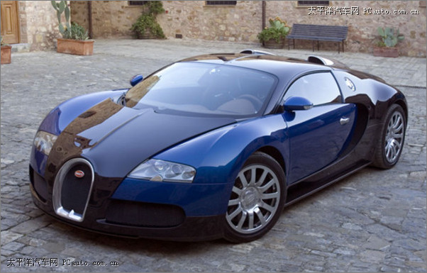 突破400km\/h的超级跑车之王:Bugatti Veyron 1