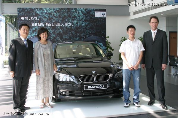 中国羽毛球冠军葛菲,孙俊成为bmw5系li典雅型车主.