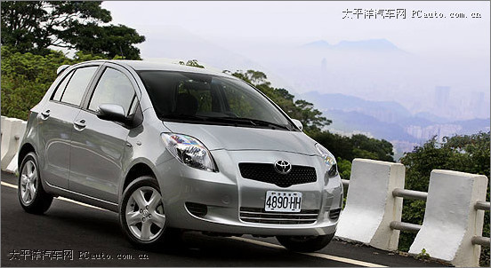 toyota_Yaris