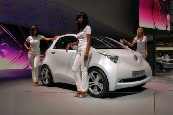 toyota_iq