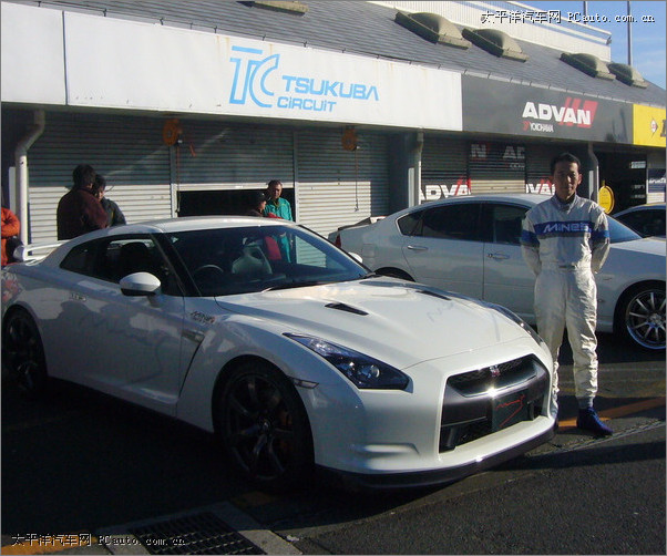 ծa(chn)R35 GT-R