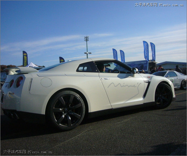 ծa(chn)R35 GT-R