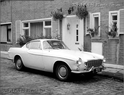 Volvo P1800