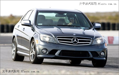 为赛道而生 试驾奔驰C63 AMG