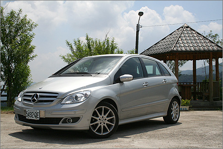 B CLASS