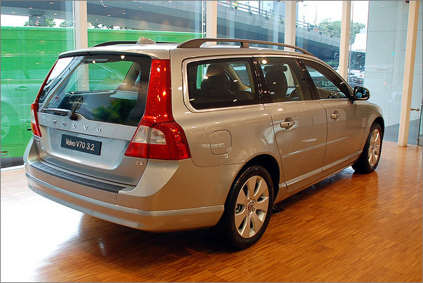 VOLVO V70