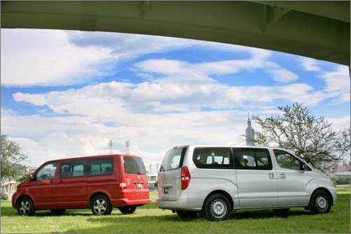 Hyundai Starex VS VW T5