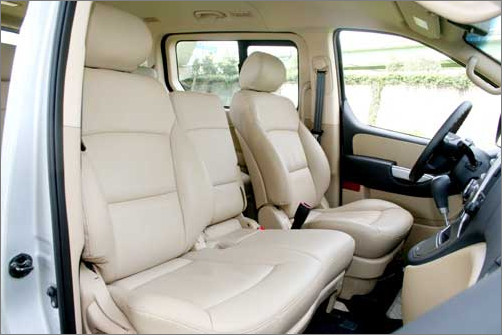 Hyundai Starex VS VW T5