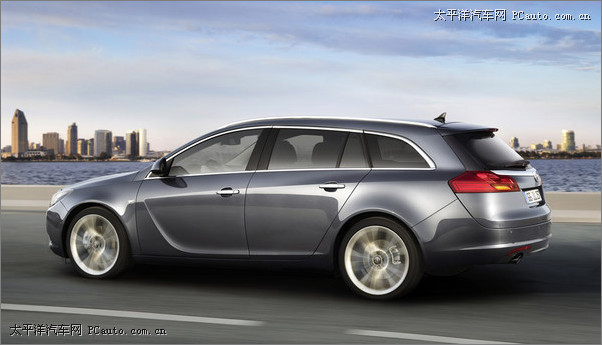 Opel-Insignia-Sports-Tour