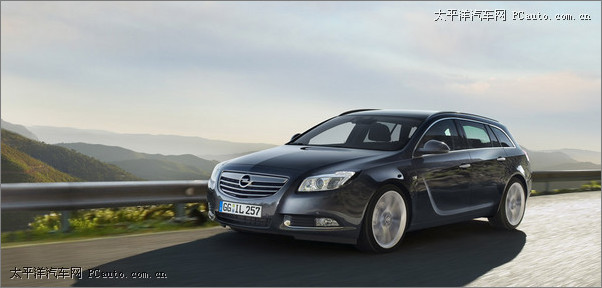 Opel-Insignia-Sports-Tour