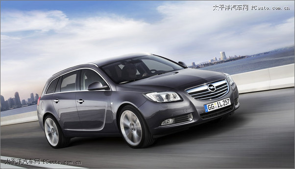 Opel-Insignia-Sports-Tour