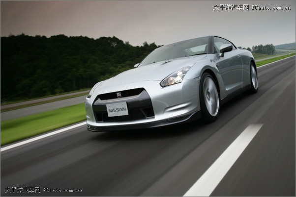 nissan_gt_r