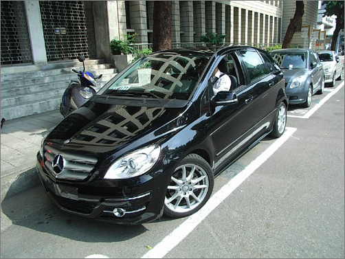 M.Benz B-Class