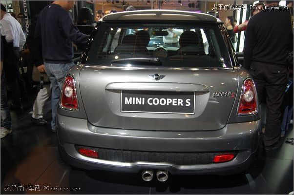 宝马MINI X6 3系现身车展 小小单车4万多高清图片