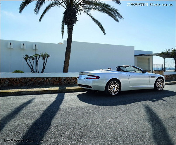 Aston-Martin-DB9-BeoSound