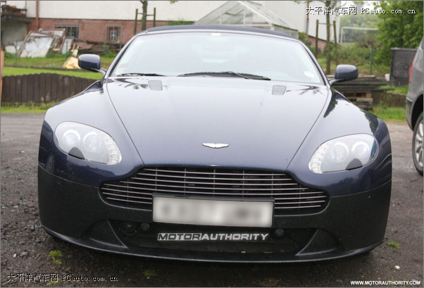 V12
