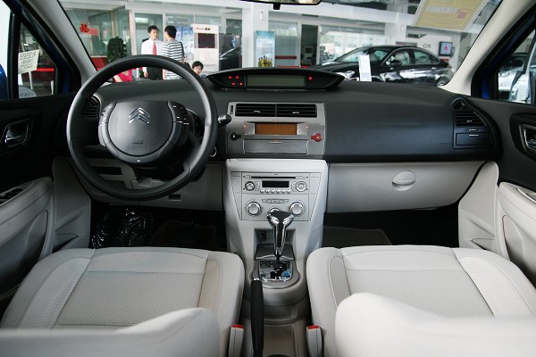 2011款世嘉