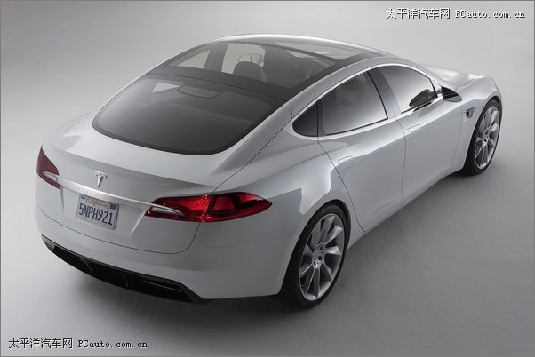 810555_tesla-model-s_1_thumb.jpg