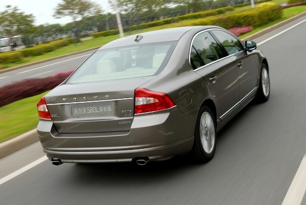 宁波商家活动 2009年11月2日,沃尔沃(volvo)汽车公司宣布2010款s80l